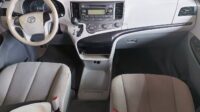 Toyota Sienna CE 2014
