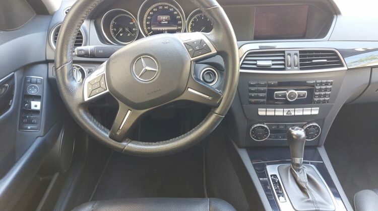 Mercedes Benz Clase C 180 2013