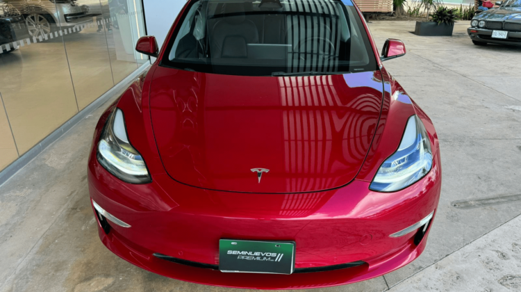 Tesla Model 3 Dual Motor Long-Range (2022)