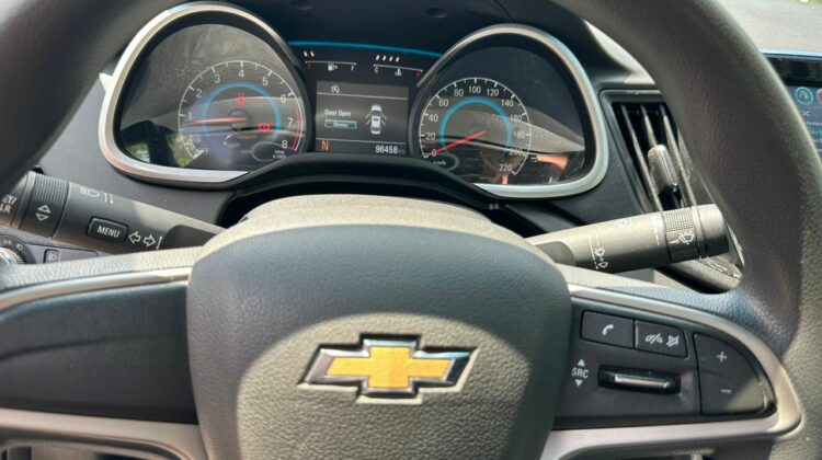 Chevrolet Cavalier LT 2020