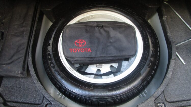 Toyota Yaris 2016 Premium Aut