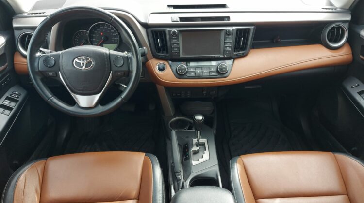 Toyota RAV4 XLE Plus 2016
