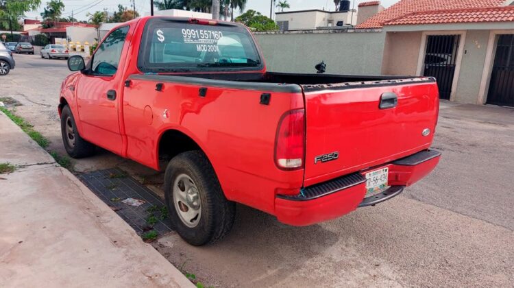 Ford F-250 2001