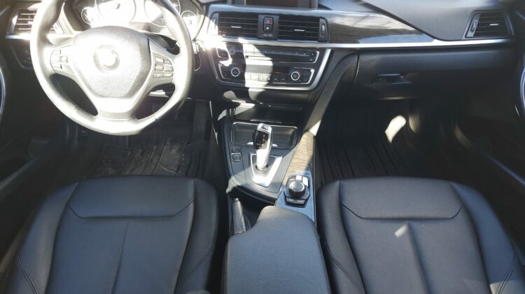 BMW Serie 3 320i Luxury 2015