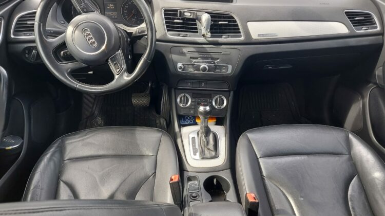 Audi Q3 Luxury 2.0 2013