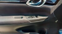 Nissan Sentra Advance CVT 2017