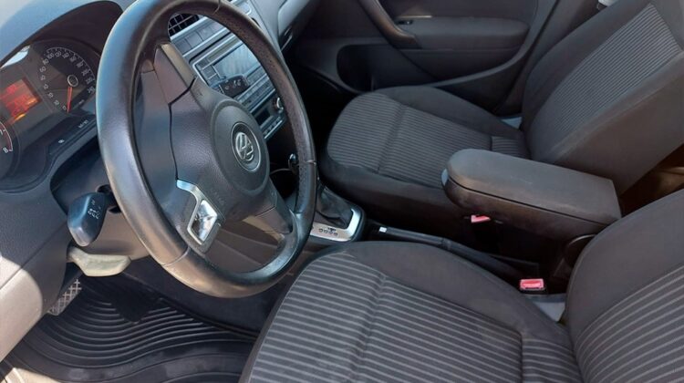 Volkswagen Vento Tiptronic 2014