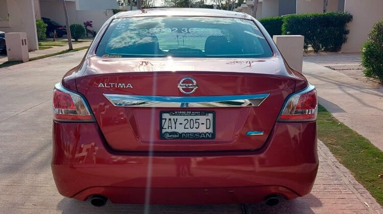 Nissan Altima 2014