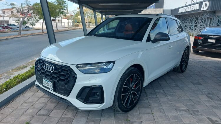 Audi SQ5 2021