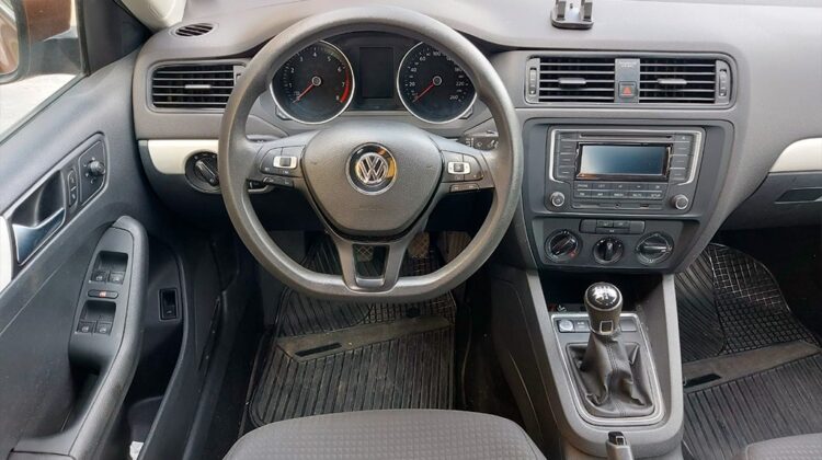 Volkswagen Jetta Trendline Manual 2016