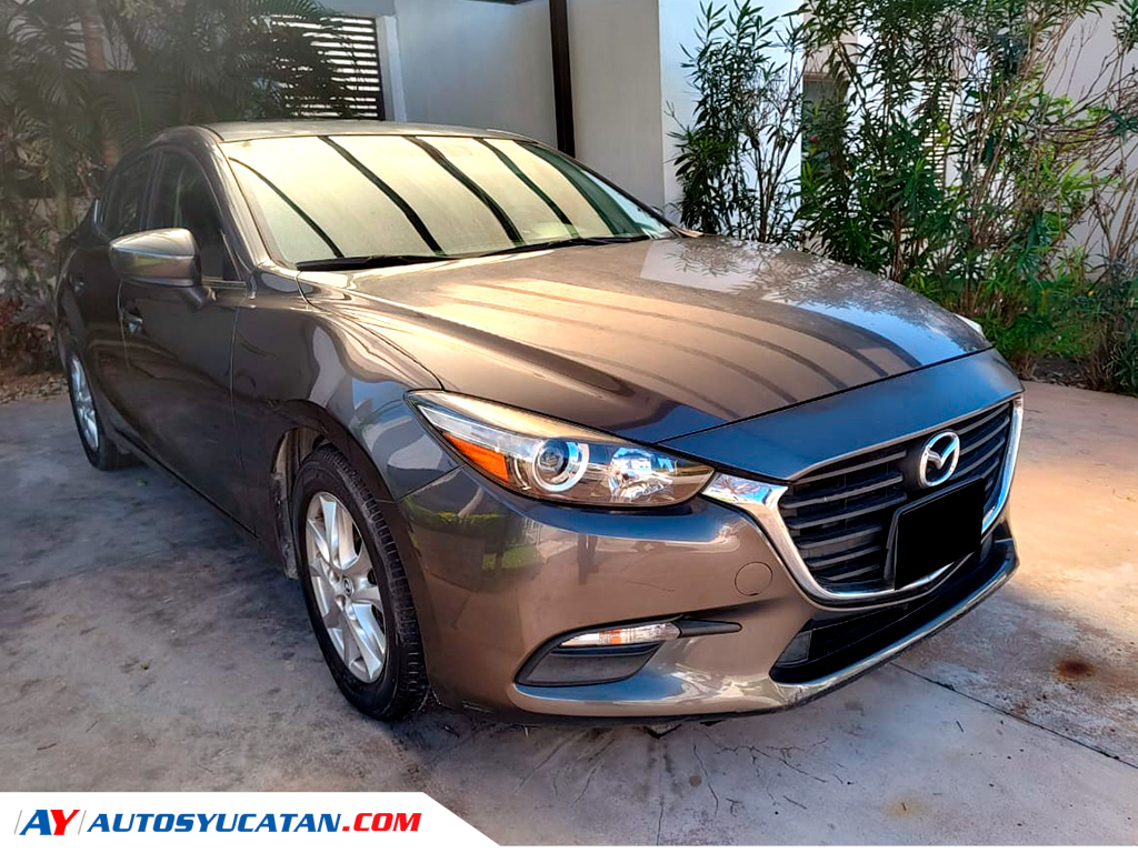 Mazda 3 Touring T/A SkyActiv 2017