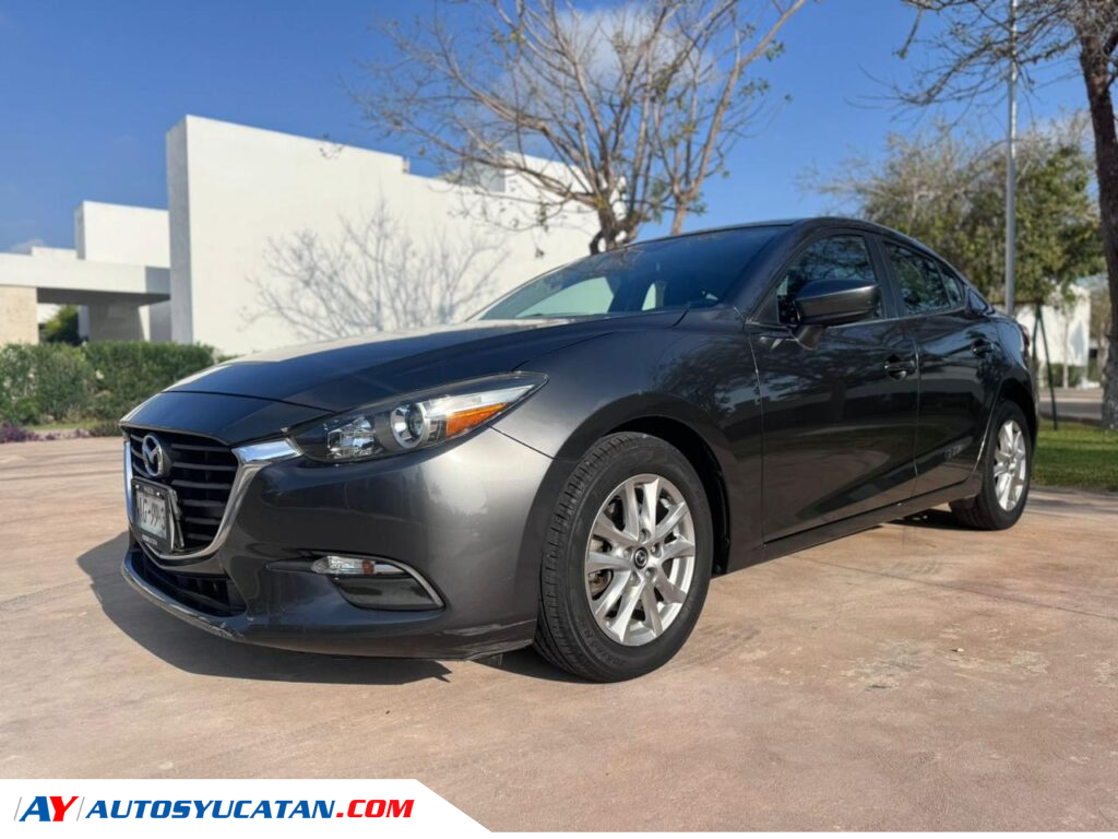 Mazda 3 Touring T/A SkyActiv 2017