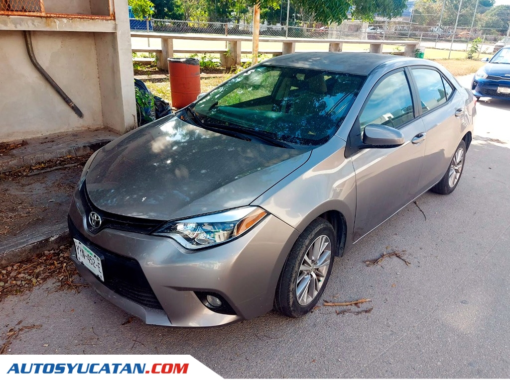Toyota Corolla LE 2015