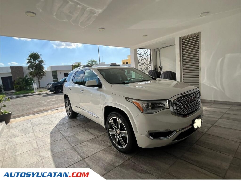 GMC ACADIA DENALI