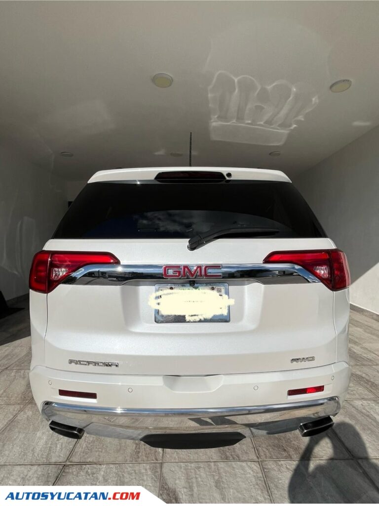 GMC ACADIA DENALI