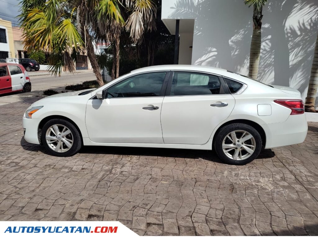 Nissan Altima Sense 2.5 2013