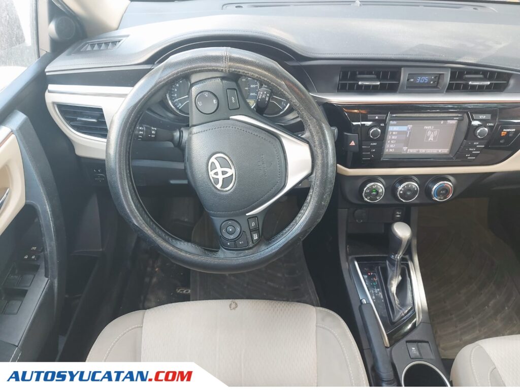Toyota Corolla LE 2015