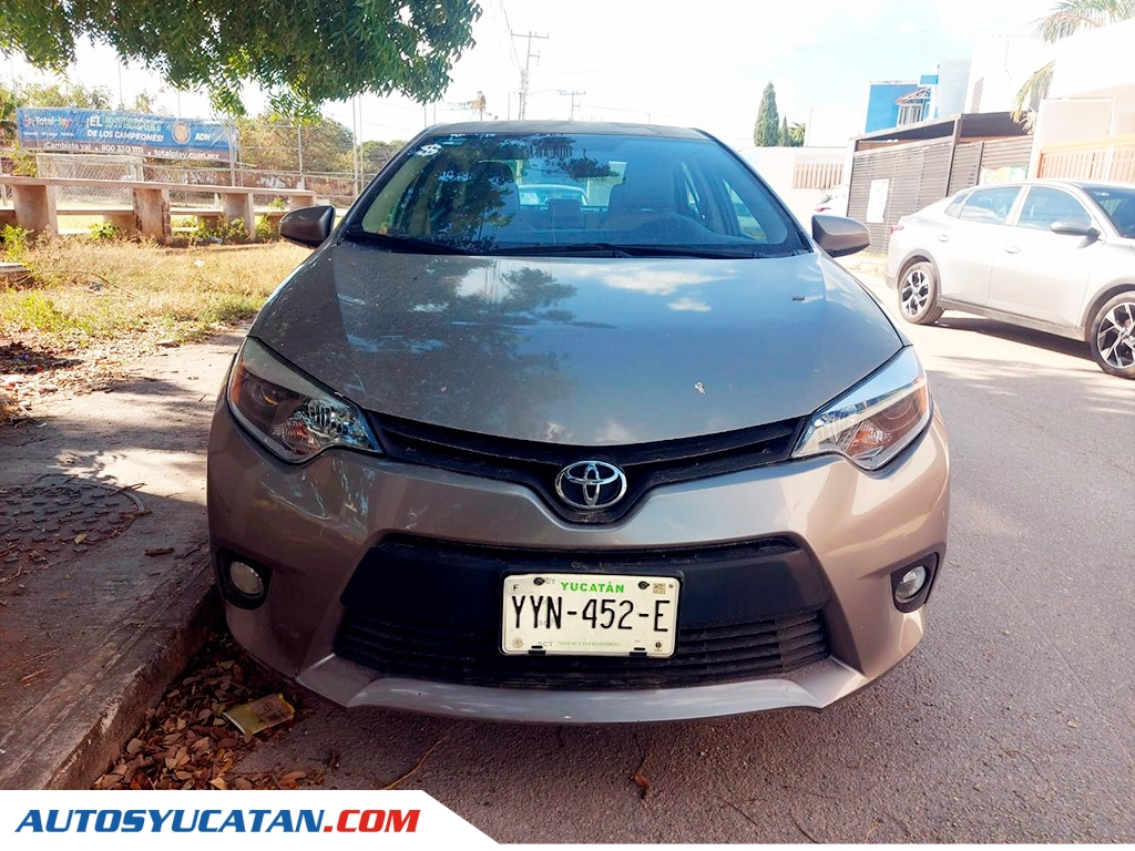 Toyota Corolla LE 2015