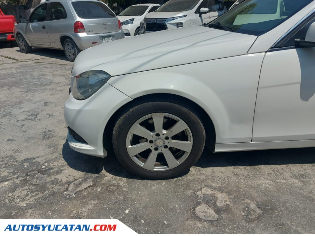 Mercedes Benz Clase C180 2013