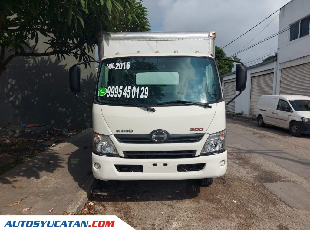 Hino 300 2016