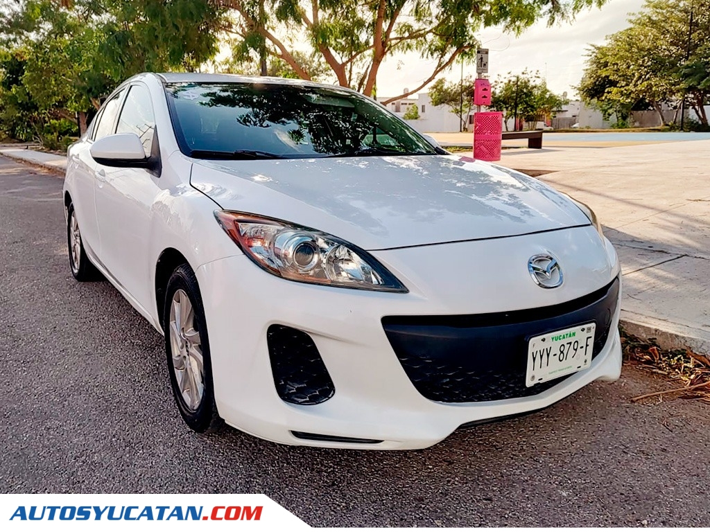 Mazda 3 I Touring 2012