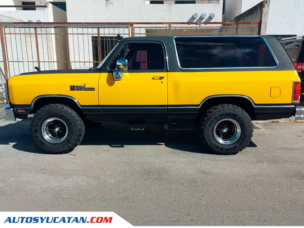 Dodge RAM Charger 1990