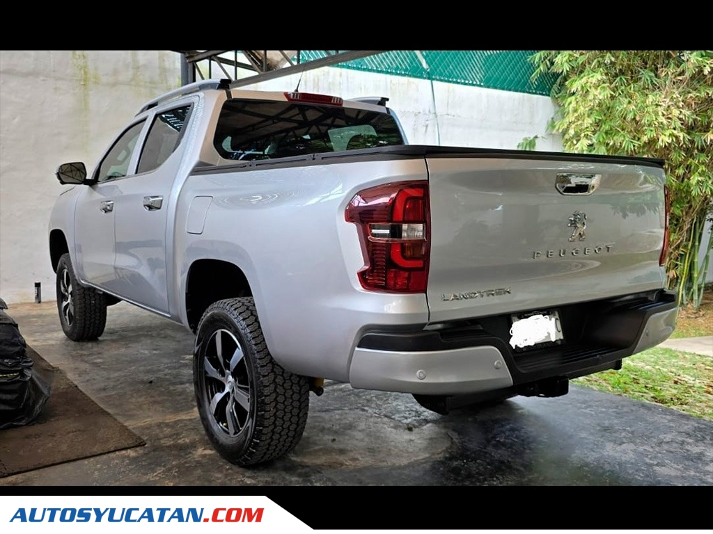 Peugeot Landtrek 4Action 2022