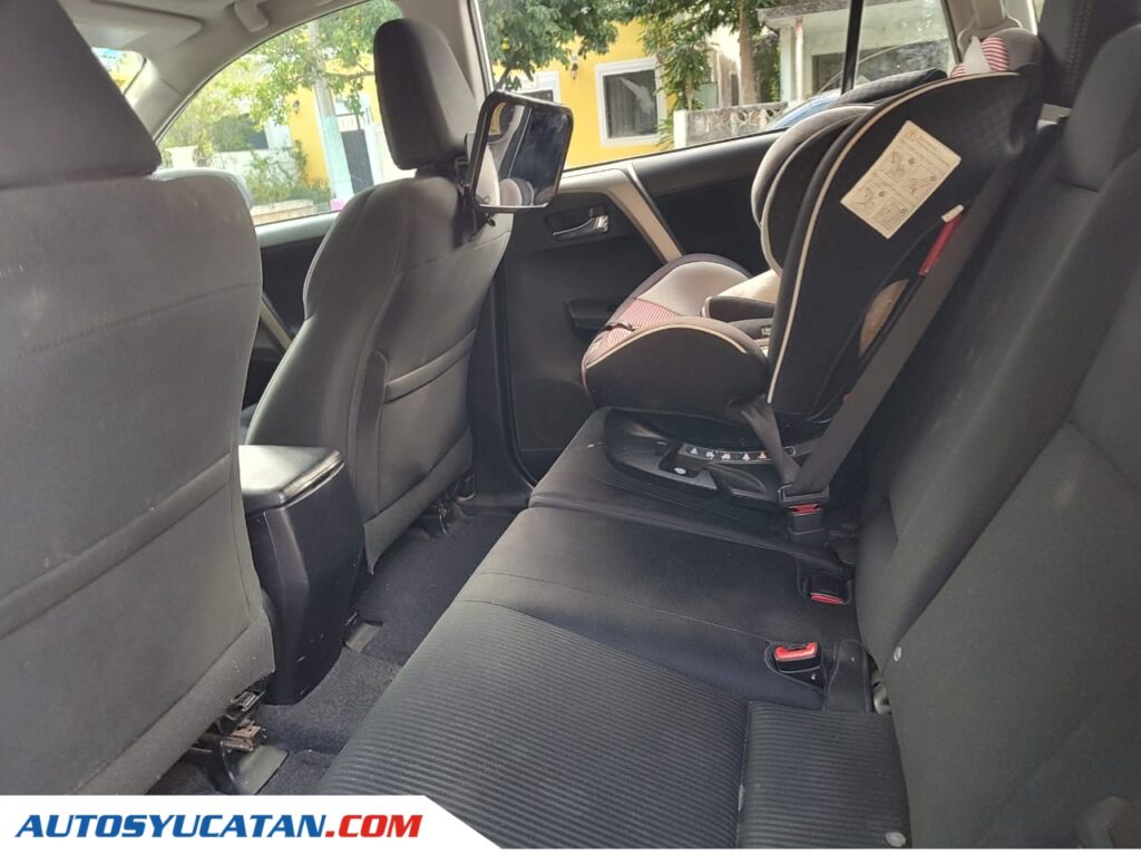 Toyota RAV 4 XLE AWD 2015