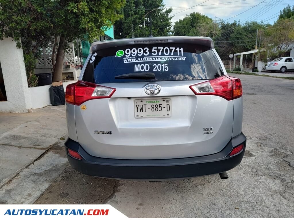 Toyota RAV 4 XLE AWD 2015