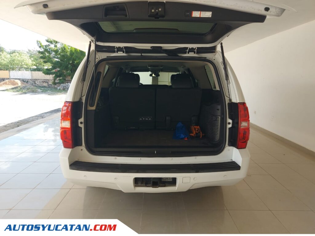 Chevrolet Suburban Paquete B 2013