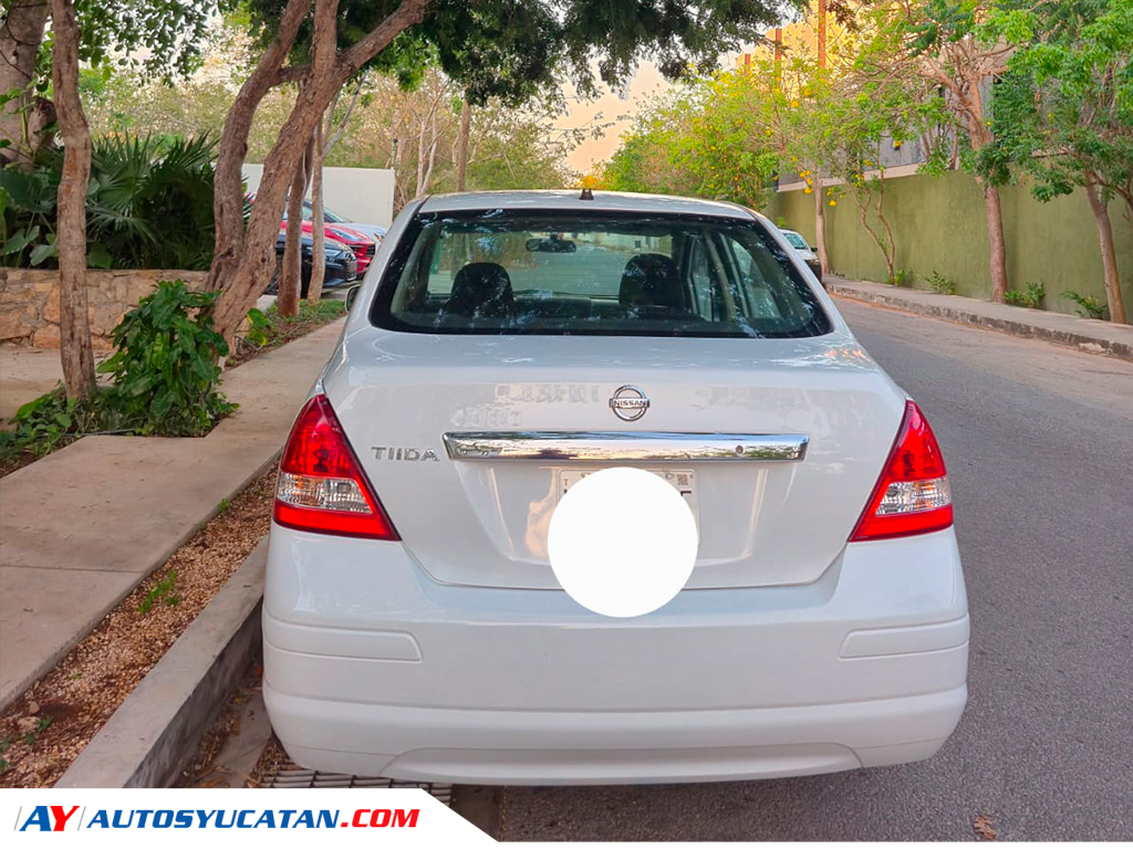 Nissan Tiida Comfort 2012