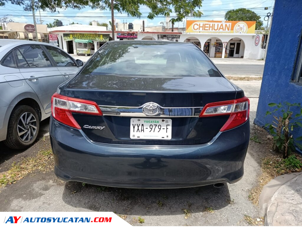 Toyota Camry 2014