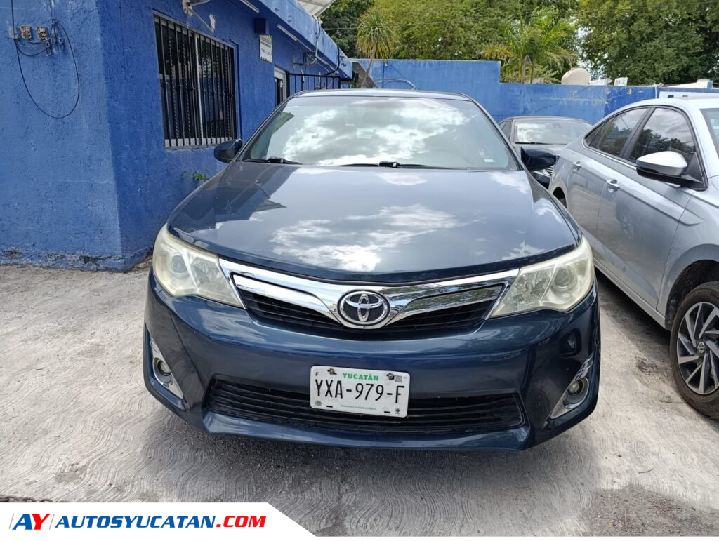 Toyota Camry 2014