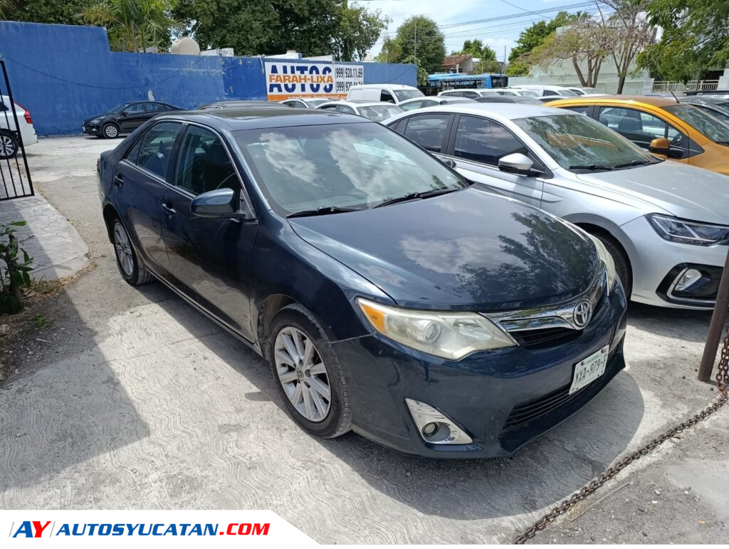 Toyota Camry 2014