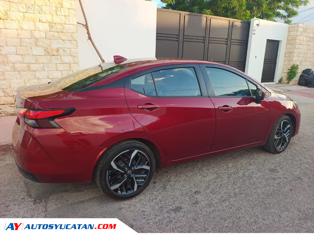 Versa Exclusive 2023 automático