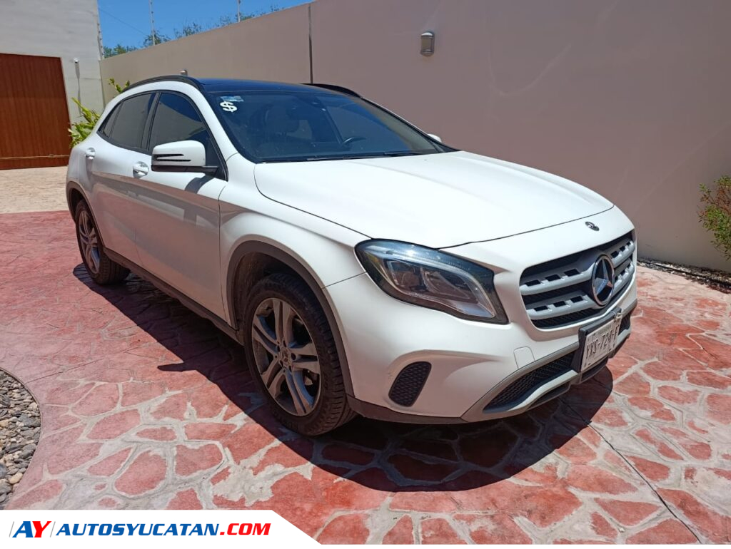 Mercedes Benz CLase GLA 2019
