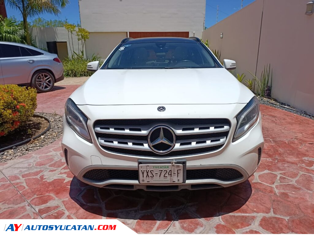 Mercedes Benz CLase GLA 2019