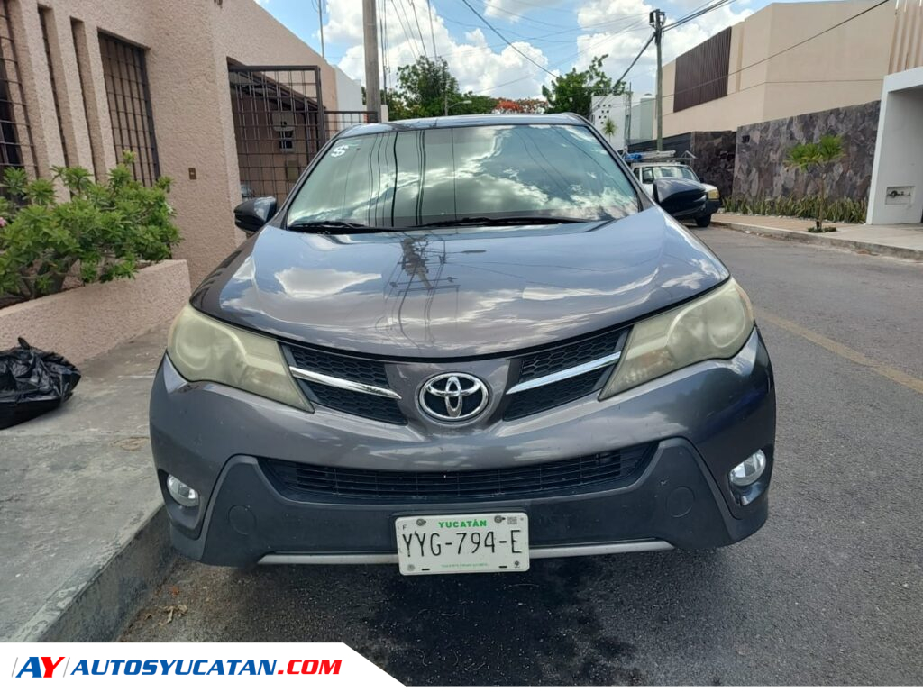 Toyota RAV4 XLE AWD 2014