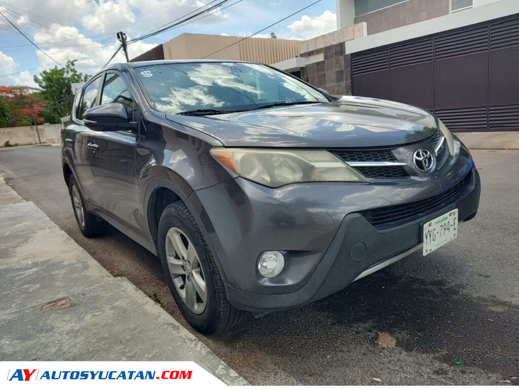 Toyota RAV4 XLE AWD 2014