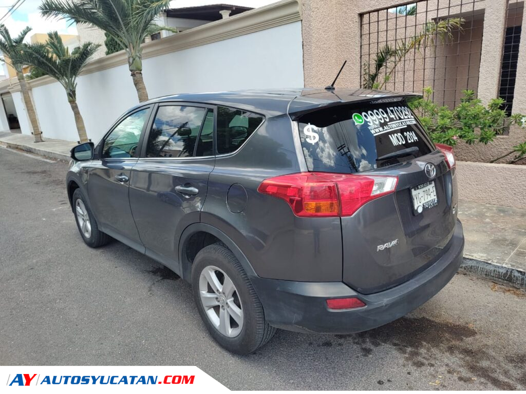 Toyota RAV4 XLE AWD 2014