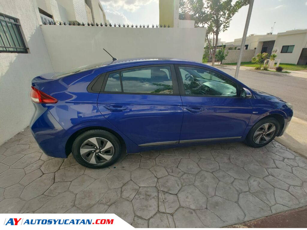 Hyundai Ioniq GLS Premium Híbrido 2019.