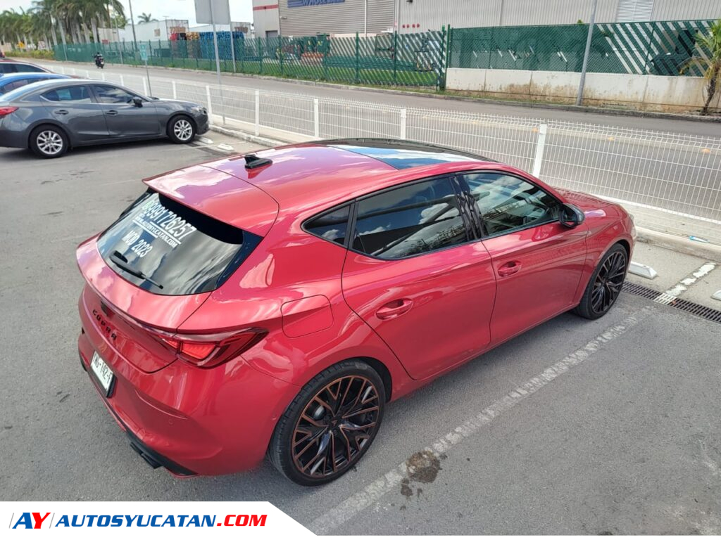 Cupra León 300 2023