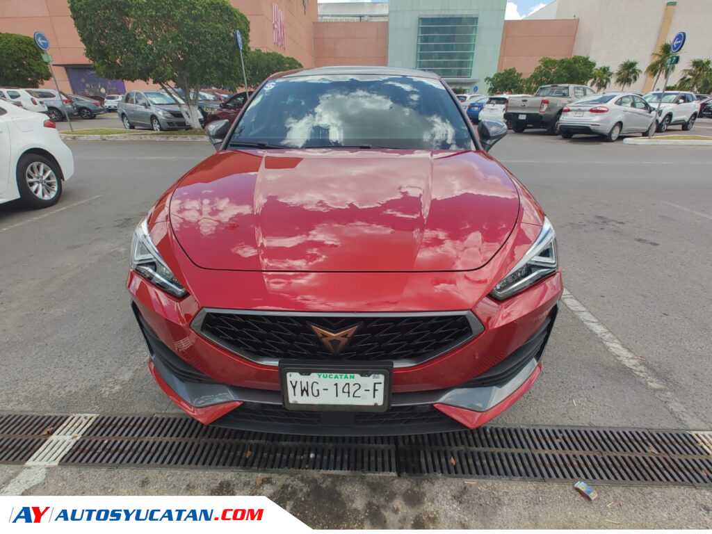 Cupra León 300 2023