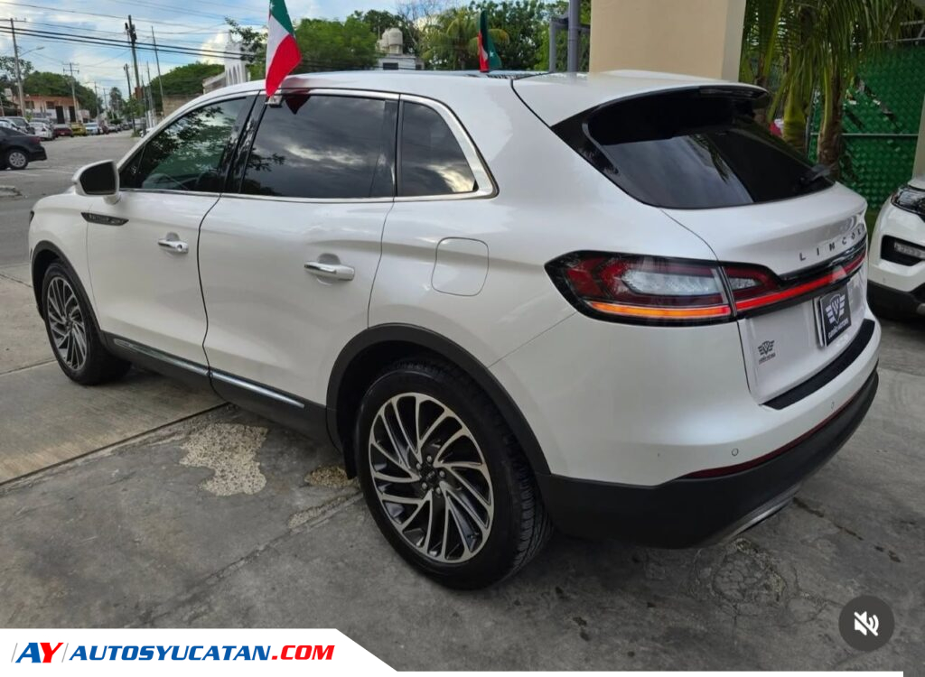 Lincoln Nautilus 2019