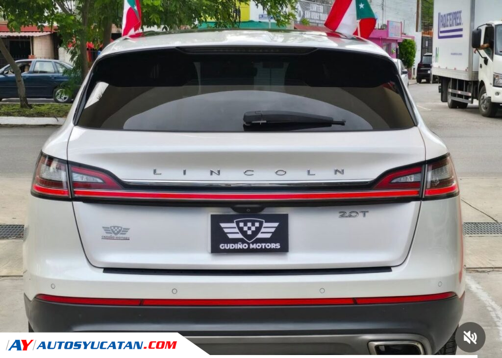 Lincoln Nautilus 2019