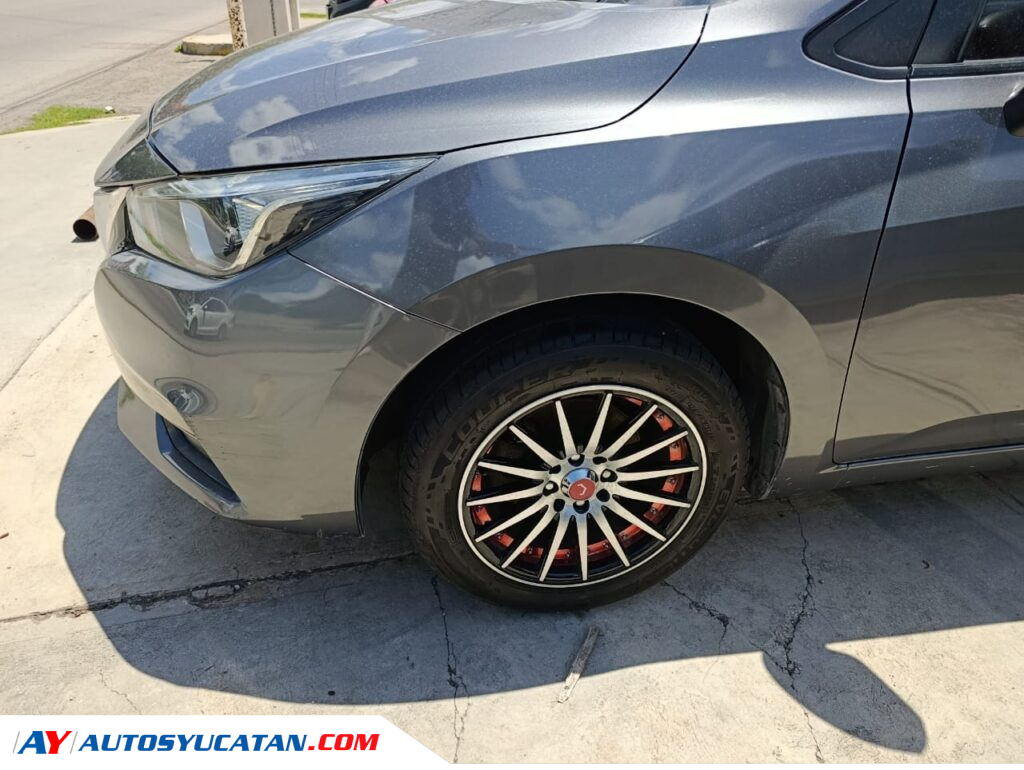 Nissan Versa Automático 2020