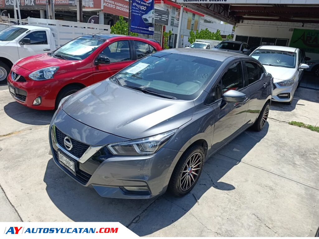 Nissan Versa Automático 2020