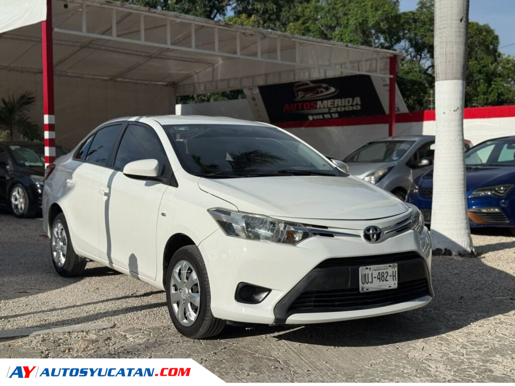 TOYOTA YARIS 2017