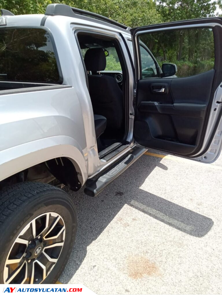 Toyota Tacoma Sport TRD 4x2 2020