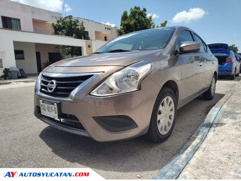 Nissan Versa Sense 2018